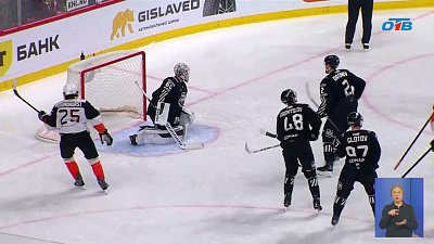 «Трактор» дома уступил «Амуру»