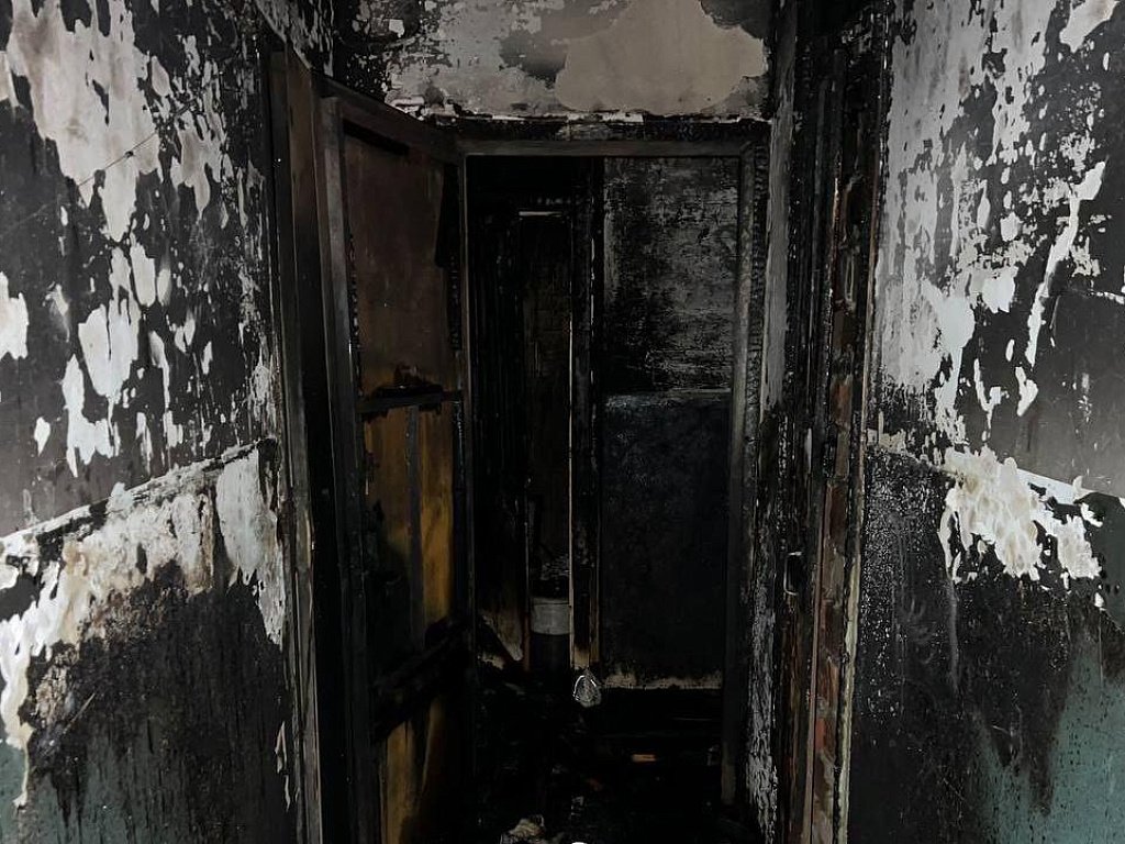 Уголовное дело возбудили после гибели двух человек на пожаре в Чебаркуле