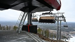 Новый шестиместный подъемник запустили на Солнечной долине в Миассе