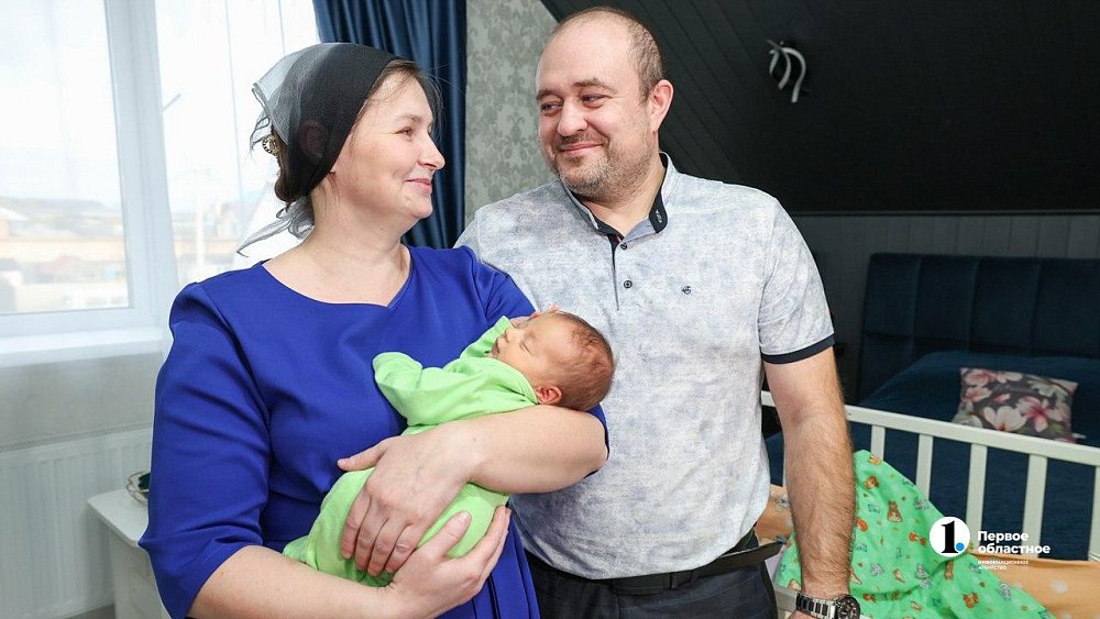 В семье из Челябинской области растут десять сыновей и две дочки