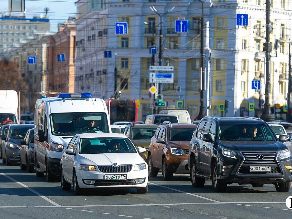 На дорогах Челябинской области сохранится гололедица 25 ноября