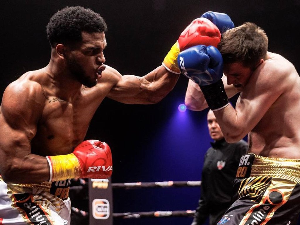 Звезды мирового бокса сразятся в «Битве на Урале» в Челябинске