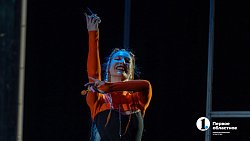 Темы подросткового буллинга и войны вынесли на челябинскую сцену актеры из Омска