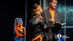 Темы подросткового буллинга и войны вынесли на челябинскую сцену актеры из Омска