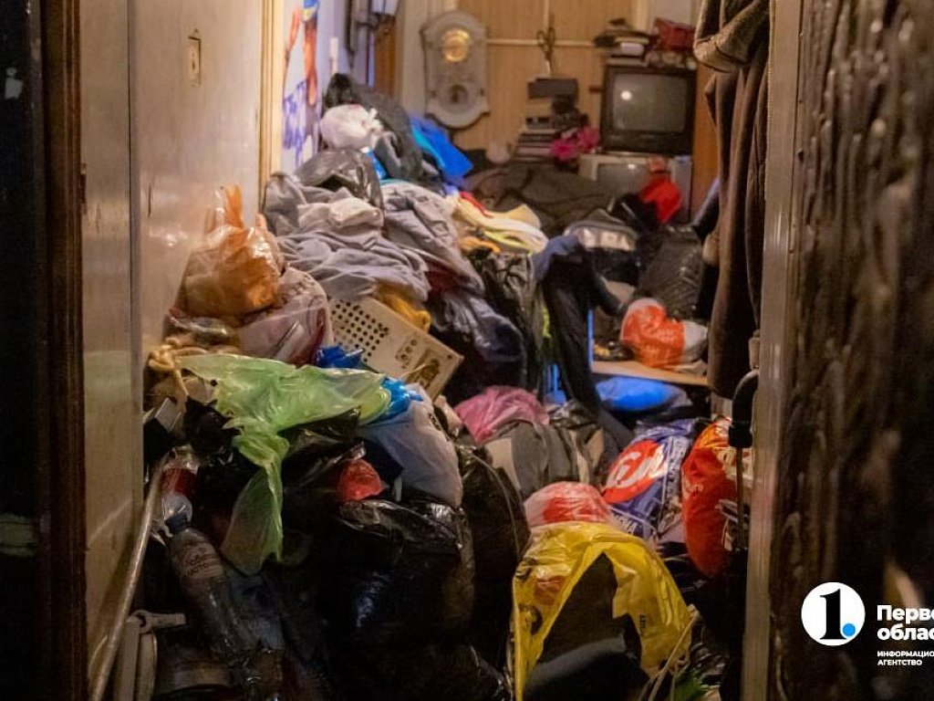 Миасцы через суд заставили соседей прибраться в квартире