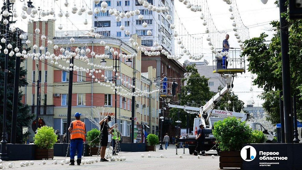 На Кировке в Челябинске частично демонтируют световой потолок