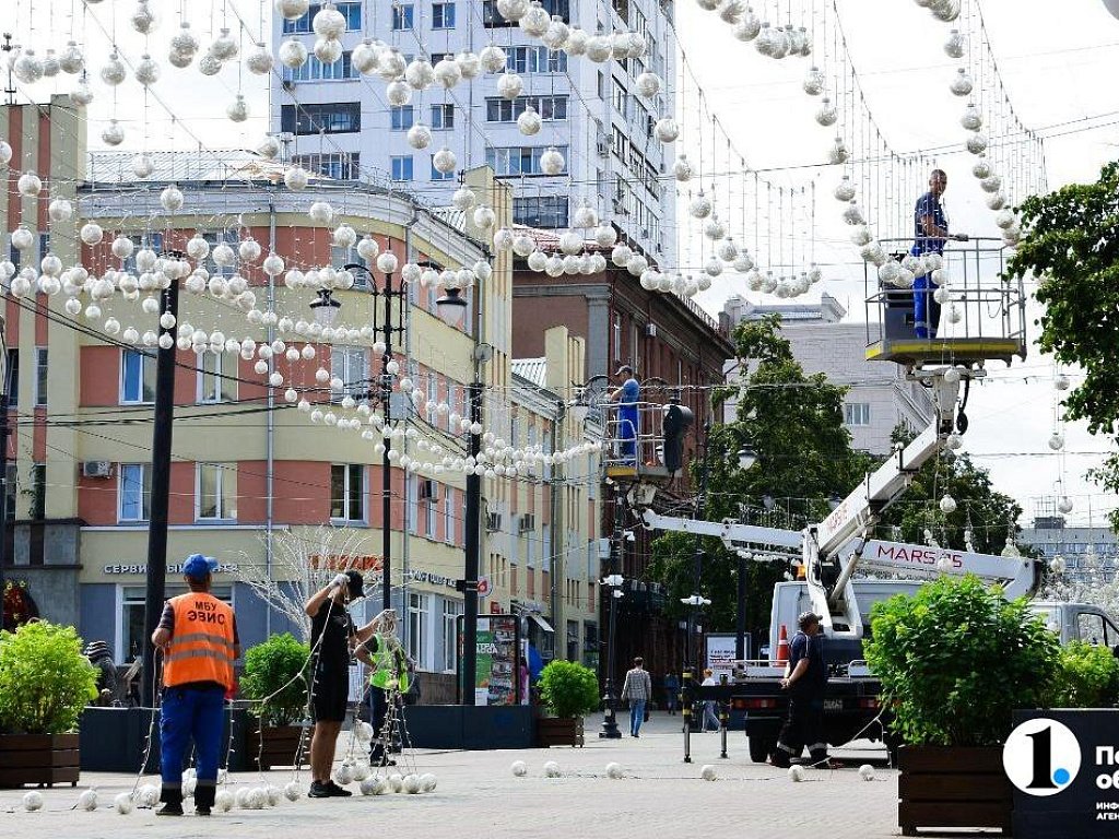 На Кировке в Челябинске частично демонтируют световой потолок