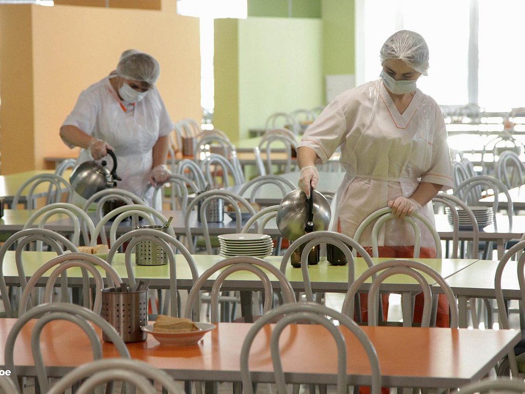 Глава Челябинска лично проверит качество питания в школьных столовых