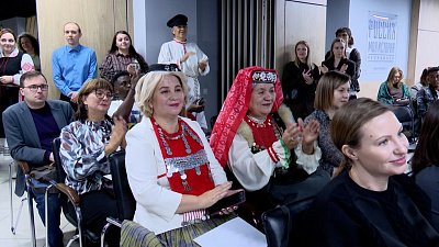 В Челябинской области иностранных студентов погрузили в национальную культуру