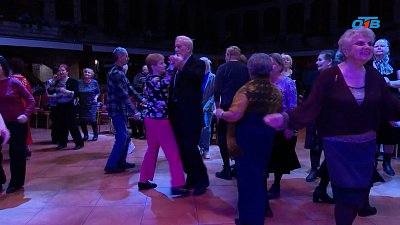 В Челябинске провели дискотеку для пенсионеров