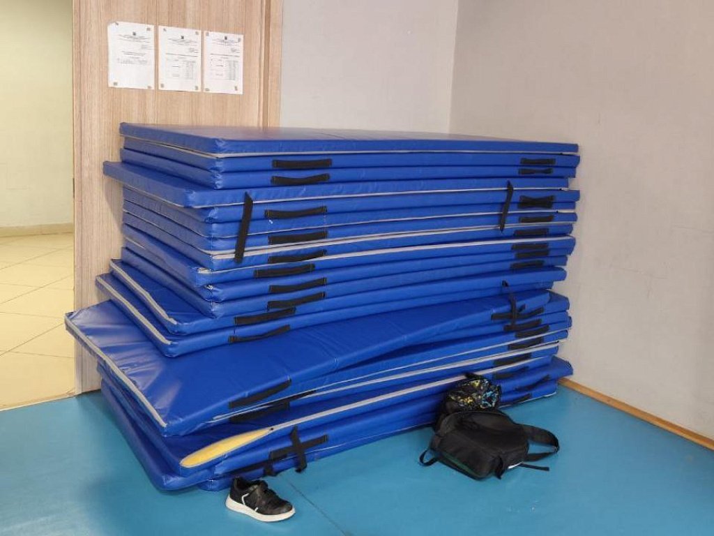 Челябинская школьница получила травму позвоночника на уроке физкультуры