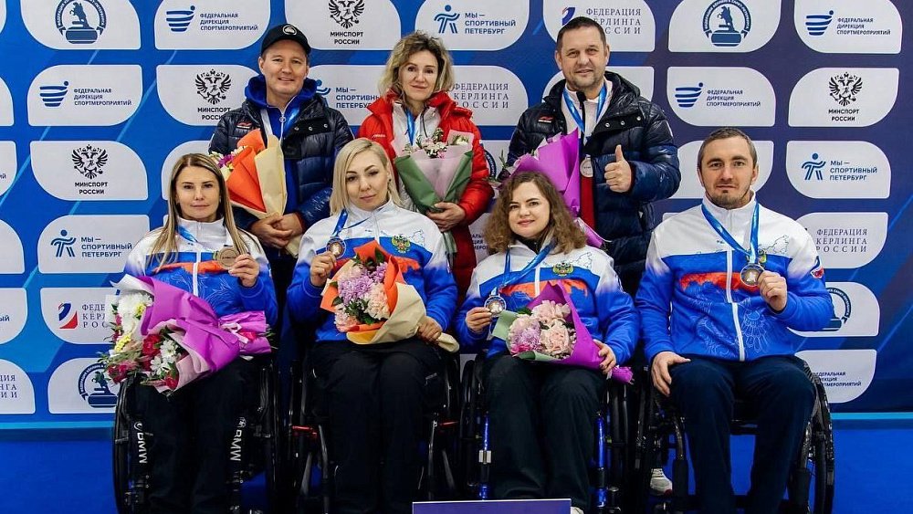 Челябинские керлингистки завоевали две медали международного турнира