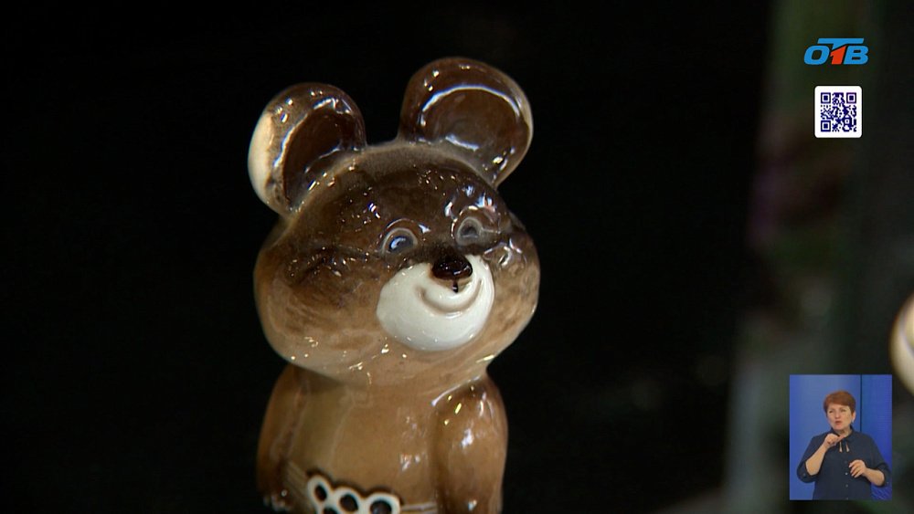 Челябинец коллекционирует редкие фарфоровые статуэтки