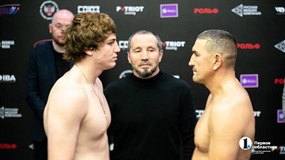 Боксеры встретились лицом к лицу перед жесткой рубкой на турнире в Челябинске