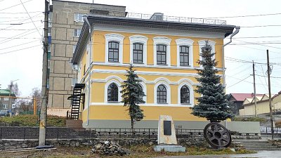 В Нязепетровске восстановили двухэтажное здание правления XIX века