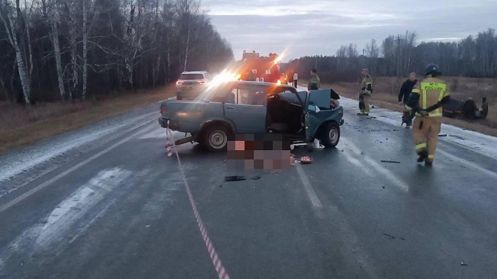 Водитель ВАЗа погиб в массовом ДТП под Челябинском