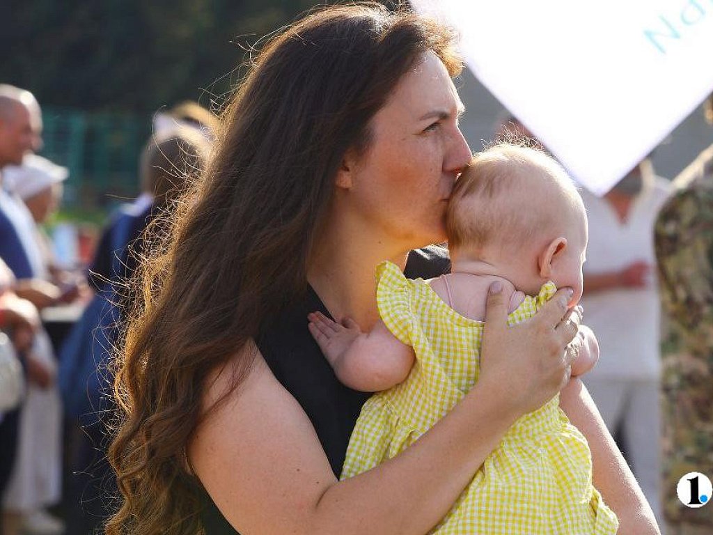 Алексей Текслер: «Труд матери не всегда заметный, но бесконечно важный»