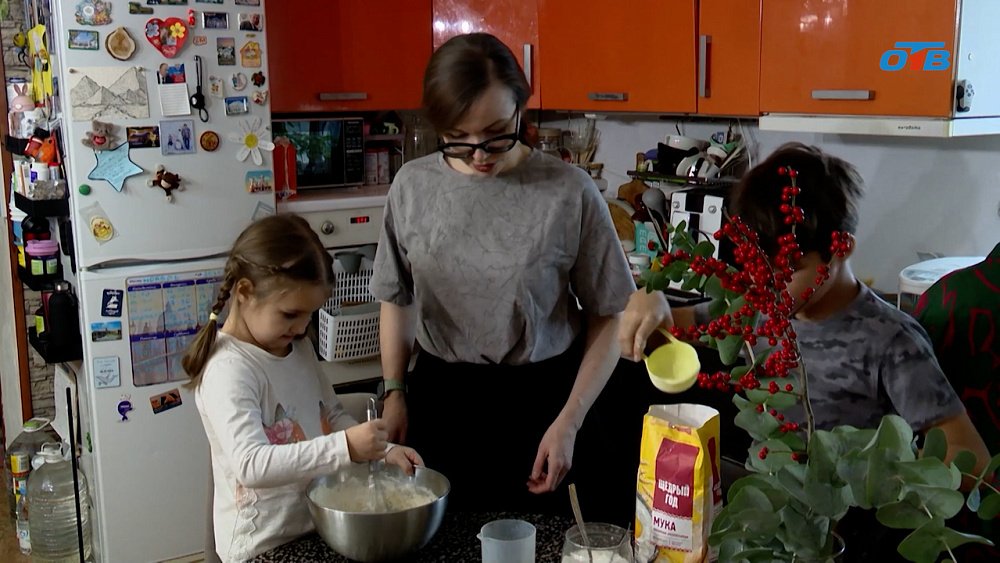 Как многодетная мама и педагог находит время на все