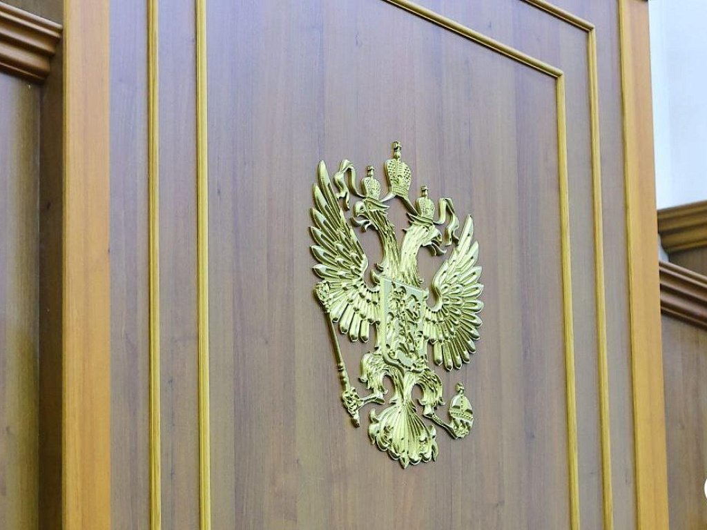 В Челябинской области два мигранта организовали получение гражданства для 100 земляков