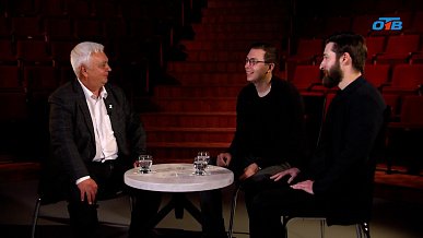 В рамках программы «Хорошие песни» выступил дуэт «Лады и меха»