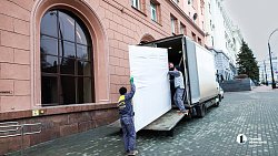 В Челябинский музей искусств привезли 58 картин — от Айвазовского до Фокина