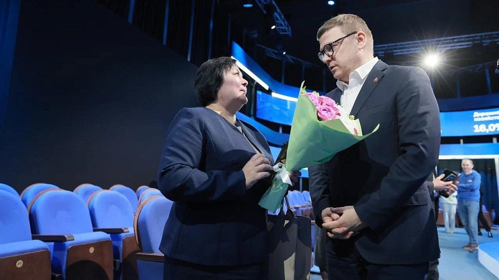 Мама двух героев СВО попросила Алексея Текслера помочь детскому лагерю