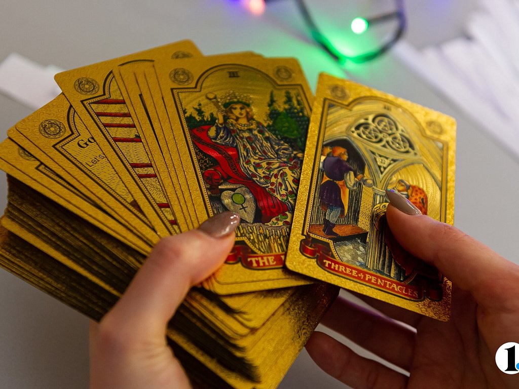 В Магнитогорске за интернет-мошенничество задержали гадалку