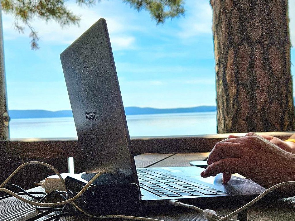 Спрос на специалистов по нейросетям в Челябинской области вырос почти на 50%