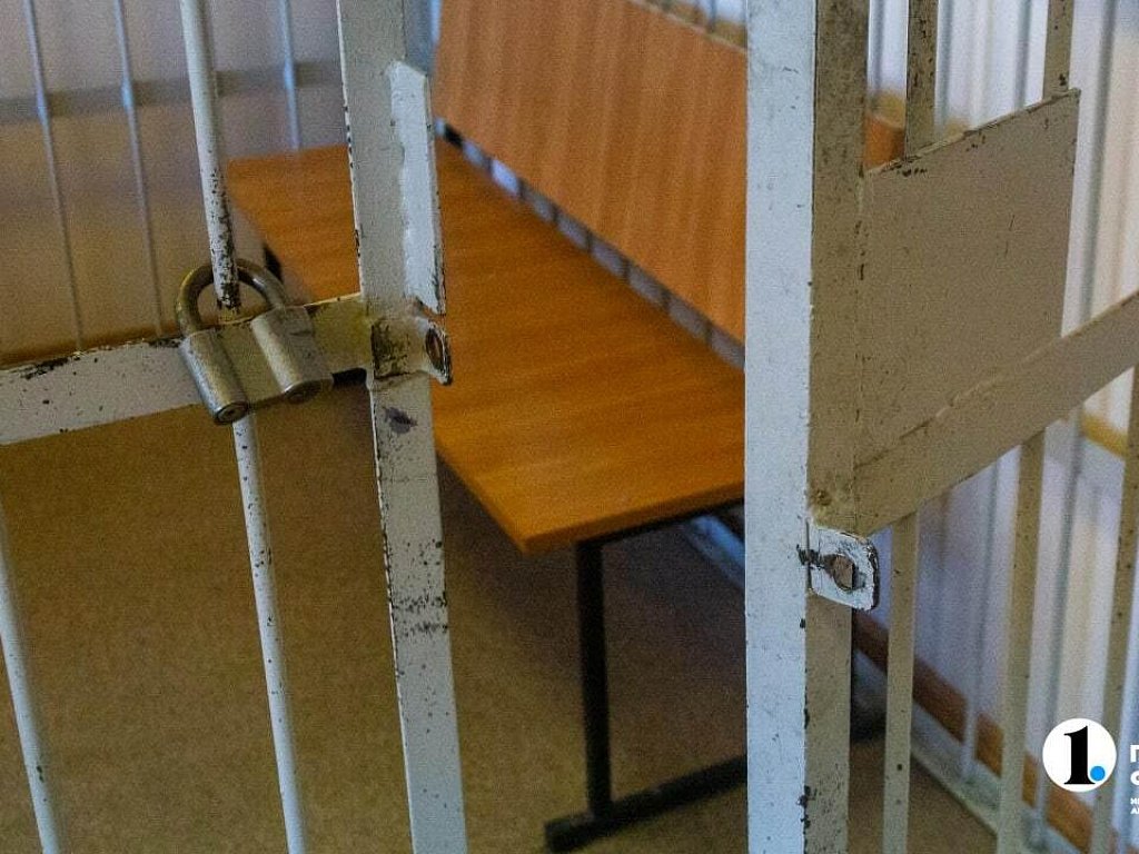 Жительницу Новогорного отправили в колонию за «розочку» для друга