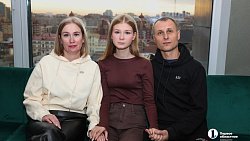 «Вместо школы — ад»: редкая поломка в генах украла у челябинки детство