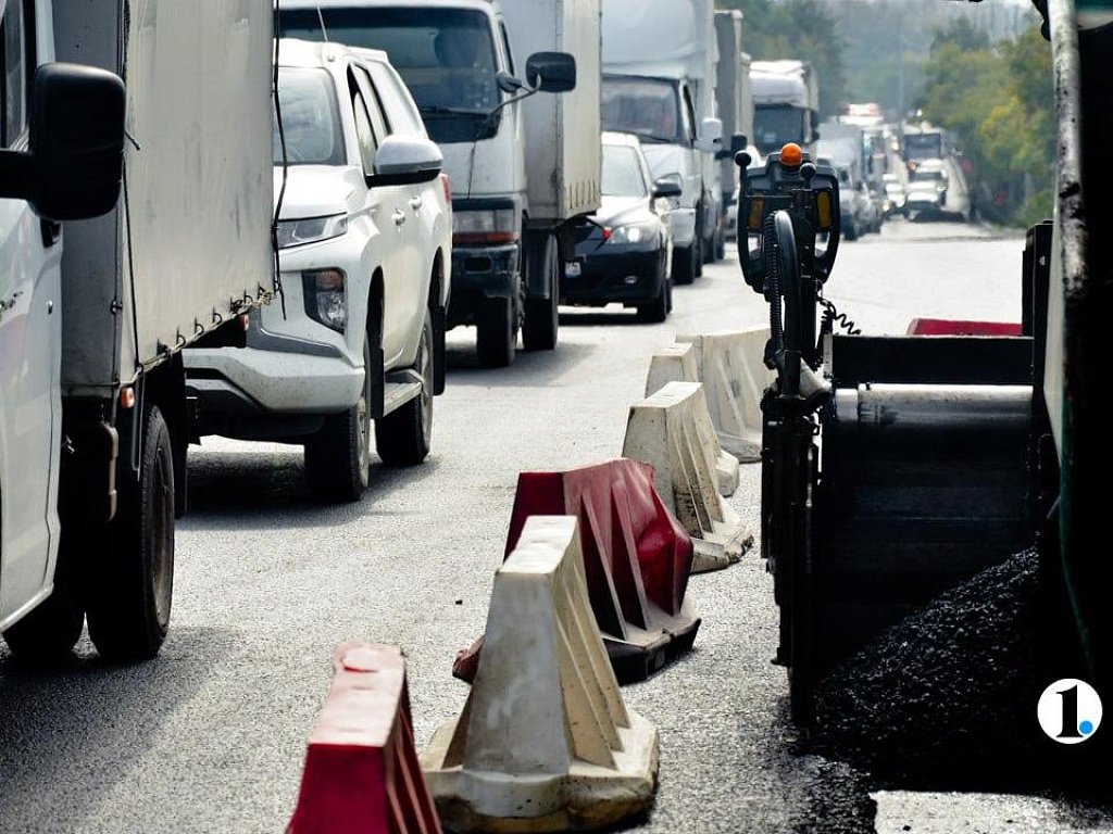 На Южном Урале начали делать дороги из устойчивого к нулю и шипам материала