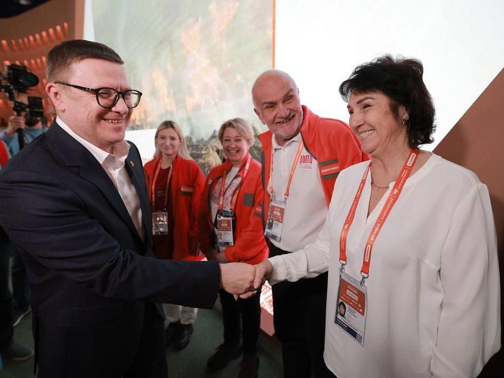 Алексей Текслер поддержал развитие наставничества от серебряных волонтеров к молодежи