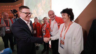 Алексей Текслер поддержал развитие наставничества от серебряных волонтеров к молодежи