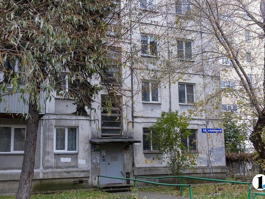 Директора крупной УК в Челябинске отстранили от работы на полгода