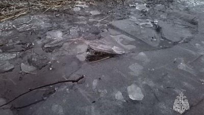 Рыбак провалился под лед на озере Малый Кисегач в Челябинской области