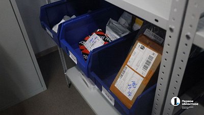 Куклы‑обереги, воздуходувки и резиновые пальцы: названы необычные отправления из Челябинска