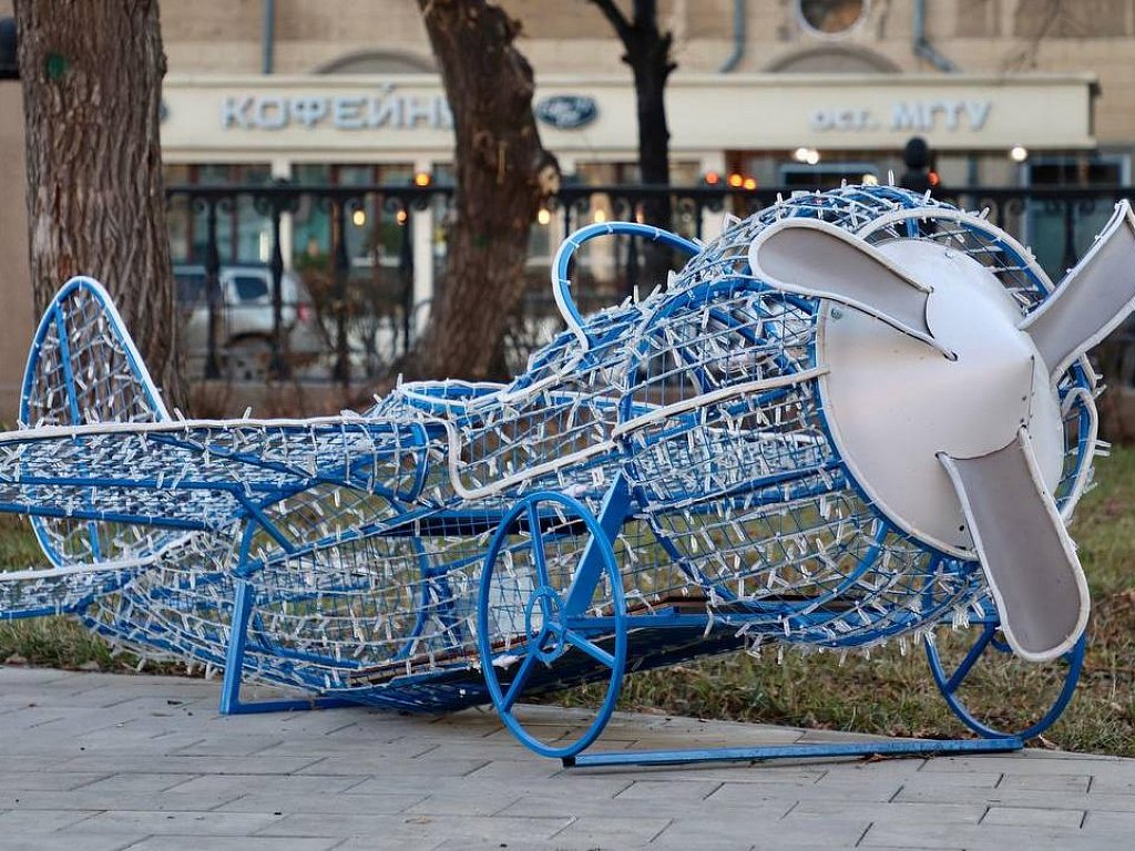 Шесть новогодних городков откроют в Магнитогорске