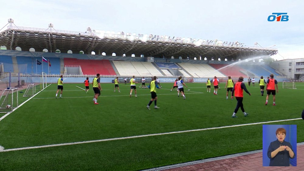 Роман Пилипчук продлил контракт с «Челябинском»