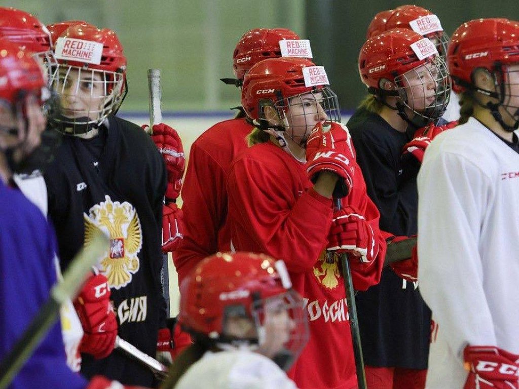 Хоккеистки челябинского клуба «Белые медведицы» вошли в состав сборной России