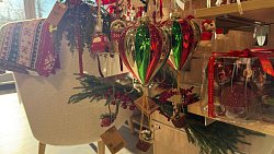 Стоимость новых елочных игрушек в Челябинске доходит до 10 тысяч рублей за штуку