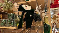 Стоимость новых елочных игрушек в Челябинске доходит до 10 тысяч рублей за штуку