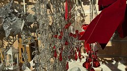 Стоимость новых елочных игрушек в Челябинске доходит до 10 тысяч рублей за штуку