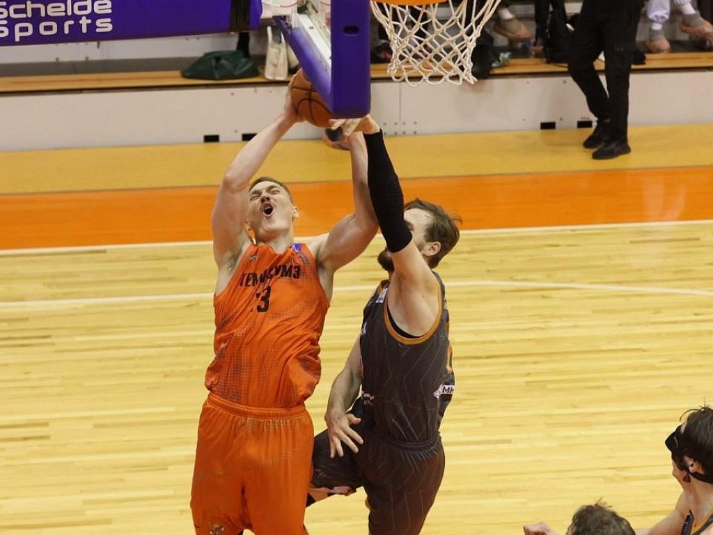 Баскетбольный клуб «ЧБК» вышел в четвертьфинал Кубка России