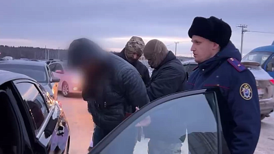 Начальника отдела закупа агрофирмы «Ариант» в Челябинске поймали на взятке