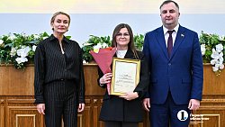 «Золотое перо» и «Открытый взгляд»: в Челябинске наградили лучших журналистов области