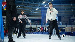 Челябинцы устроили забег во Всемирный День катания на коньках