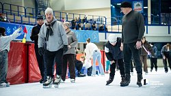 Челябинцы устроили забег во Всемирный День катания на коньках