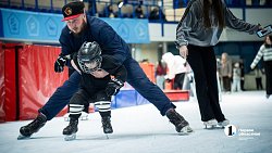 Челябинцы устроили забег во Всемирный День катания на коньках