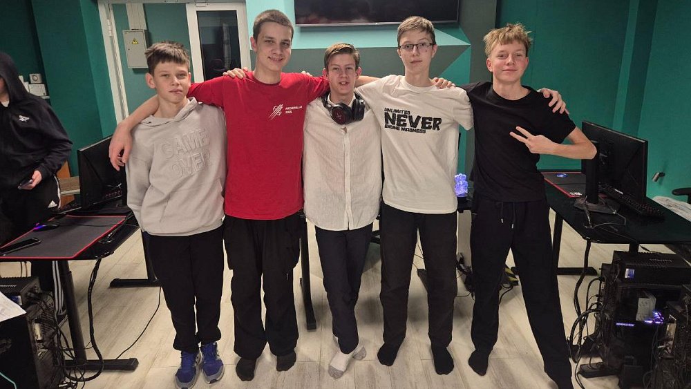 Челябинские киберспортсмены завоевали серебро на онлайн-турнире по CS2