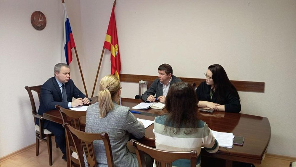 В Челябинске обсудили трудоустройство ветеранов СВО